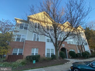 1515 N Point Dr Unit 202, Reston, VA 20194