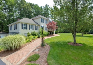 1 Bullock Dr, Norton, MA 02766