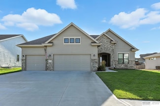 19842 Adams St, Omaha, NE 68135