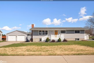 306 Meadow Lane Dr, Montezuma, IA 50171