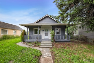 315 Avon Ave, Burlington, WA 98233