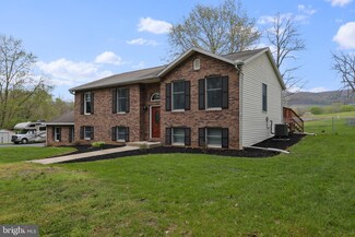 12635 Bradbury Ave, Smithsburg, MD 21783