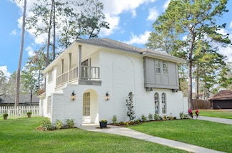 27213 Ann Ct, Conroe, TX 77385