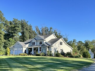 9 Starr Ln, Rehoboth, MA 02769
