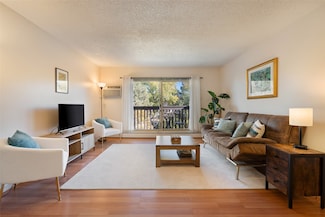 157 Calle Ojo Feliz Unit O, Santa Fe, NM 87505