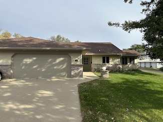 421 South St, Paynesville, MN 56362
