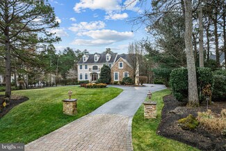 33 Milford Dr, Marlton, NJ 08053