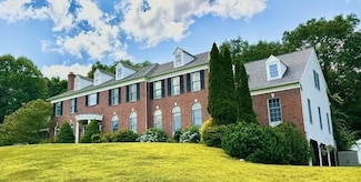6 Everett Cir, Hopkinton, MA 01748