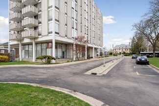 715 W Michigan Ave Unit 305, Jackson, MI 49201