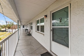 5257 81st Ln N Unit 17, Saint Petersburg, FL 33709