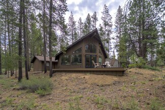 18104 Juniper Ln, Sunriver, OR 97707