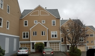 26 Merlin Ct, Worcester, MA 01602