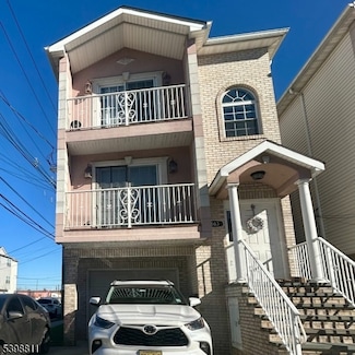 663 S Park St, Elizabethport, NJ 07206