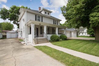 247 E Flagg St, Walcott, IA 52773
