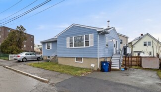 16 Hawes St, Revere, MA 02151