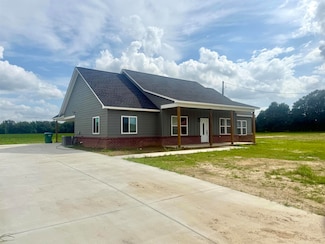 32 Foxchase Dr, Mason, TN 38049