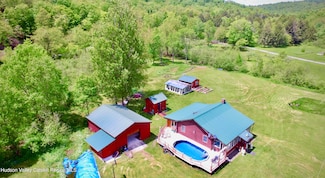 7 Bonnie Brook Rd, Roscoe, NY 12776