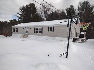 768 Townhouse Rd, Whitefield, ME 04353