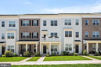 110 Waterside Mews, Bensalem, PA 19020