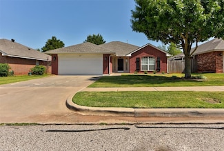 817 Cavecreek St, Norman, OK 73071