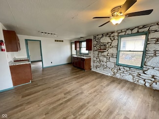 335 N Morgan St, Rushville, IN 46173
