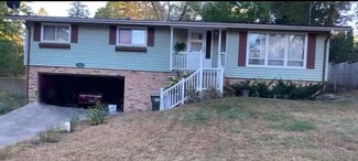 1327 Howard St, Saint Peter, MN 56082