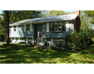 14 Mill Wheel Rd, Warwick, RI 02886