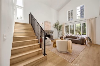 23043 Park Este, Calabasas, CA 91302