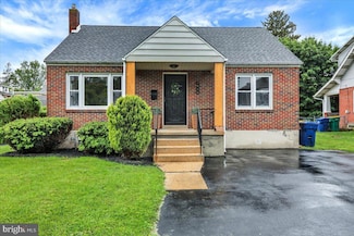 58 Wilson St, Reading, PA 19609