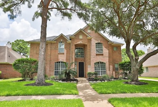 15802 Aberdeen Trails Dr, Houston, TX 77095