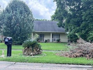 10334 Sunny Cline Dr, Baton Rouge, LA 70814