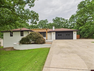 103 Forest Dr, Mountain Home, AR 72653