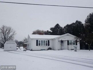 123 Amsley Dr, Chambersburg, PA 17202