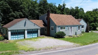 358 Lisbon Rd, Beaver Falls, PA 15010