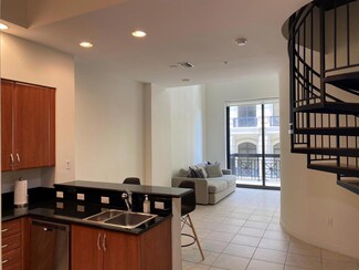 801 S Olive Ave Unit 431, West Palm Beach, FL 33401