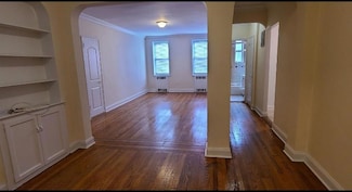 63-89 Saunders St Unit 4G, Rego Park, NY 11374