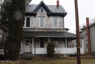105 N Market St, Muncy, PA 17756