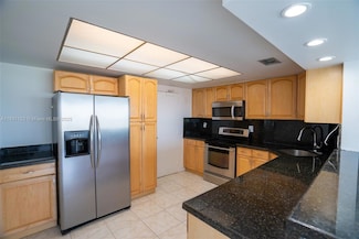 3800 Galt Ocean Dr Unit 1215, Fort Lauderdale, FL 33308