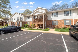 1275 Cliffridge Ln, Valley Park, MO 63088