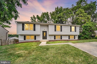 220 Sandhill Rd, Essex, MD 21221