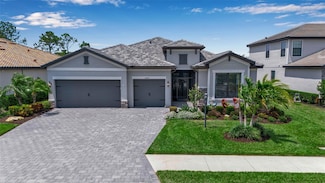 15607 White Linen Dr, Bradenton, FL 34211