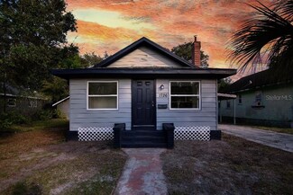 1726 Queen St S, Saint Petersburg, FL 33712