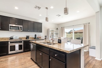 341 Campolina Ct, Fallbrook, CA 92028