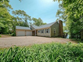 1031 W Main St, Centerville, MA 02632