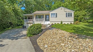 109 Rockwell Dr, Jeannette, PA 15644
