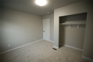 3934 13th St, Des Moines, IA 50313