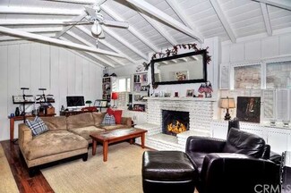 1205 Park Ave, Newport Beach, CA 92662