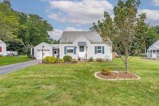 117 Berkshire Dr, Westfield, MA 01085