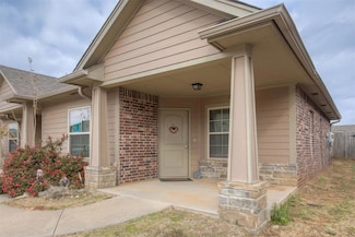913 SW 92nd St, Oklahoma City, OK 73139
