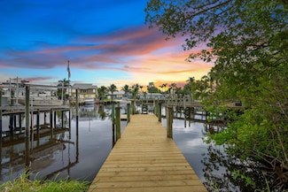77 SW Riverway Blvd, Palm City, FL 34990